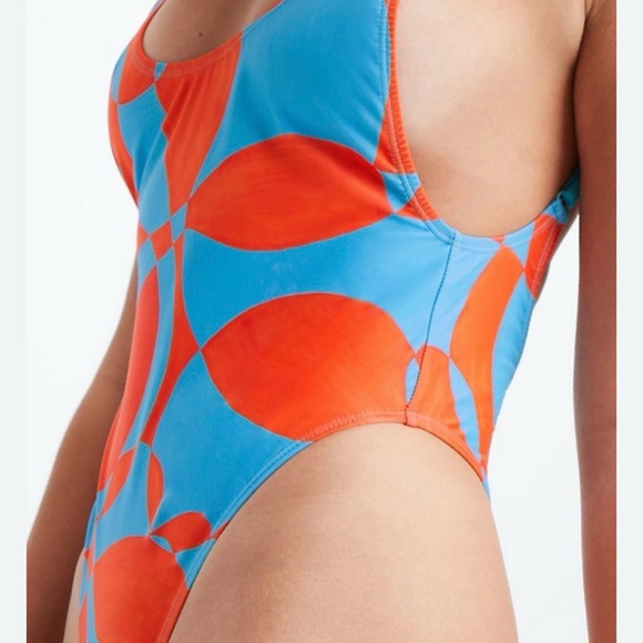 NWOT - Fabletics high waisted cheeky Swimsuit -size L - Picture 2 of 6